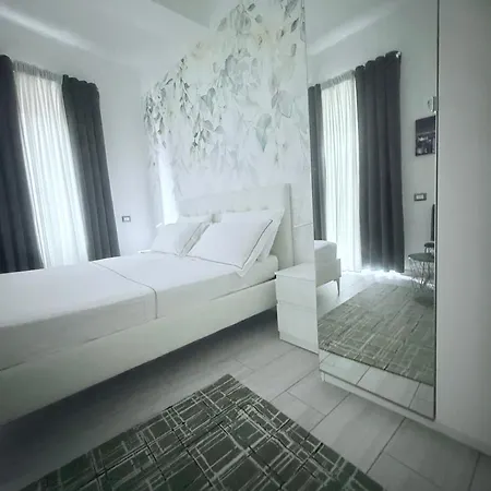 Casa L'aquila كومو