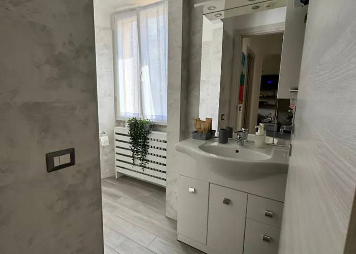 Casa L'aquila 招待所 科莫